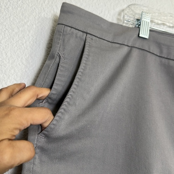 Robert Graham Men's Size 46 Gray Belgrade Classic Fit Shorts Flat Front NWT - Picture 2 of 13